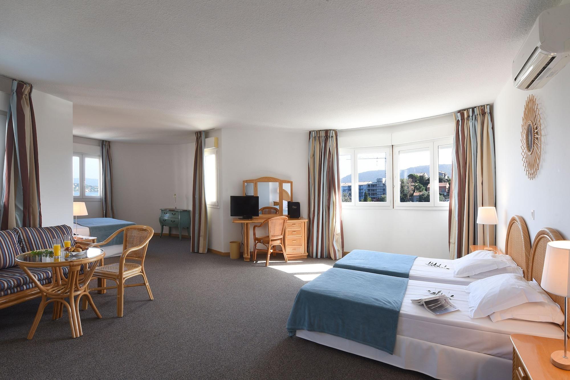 Hotel Le Tilbury Porto-Vecchio  Bagian luar foto