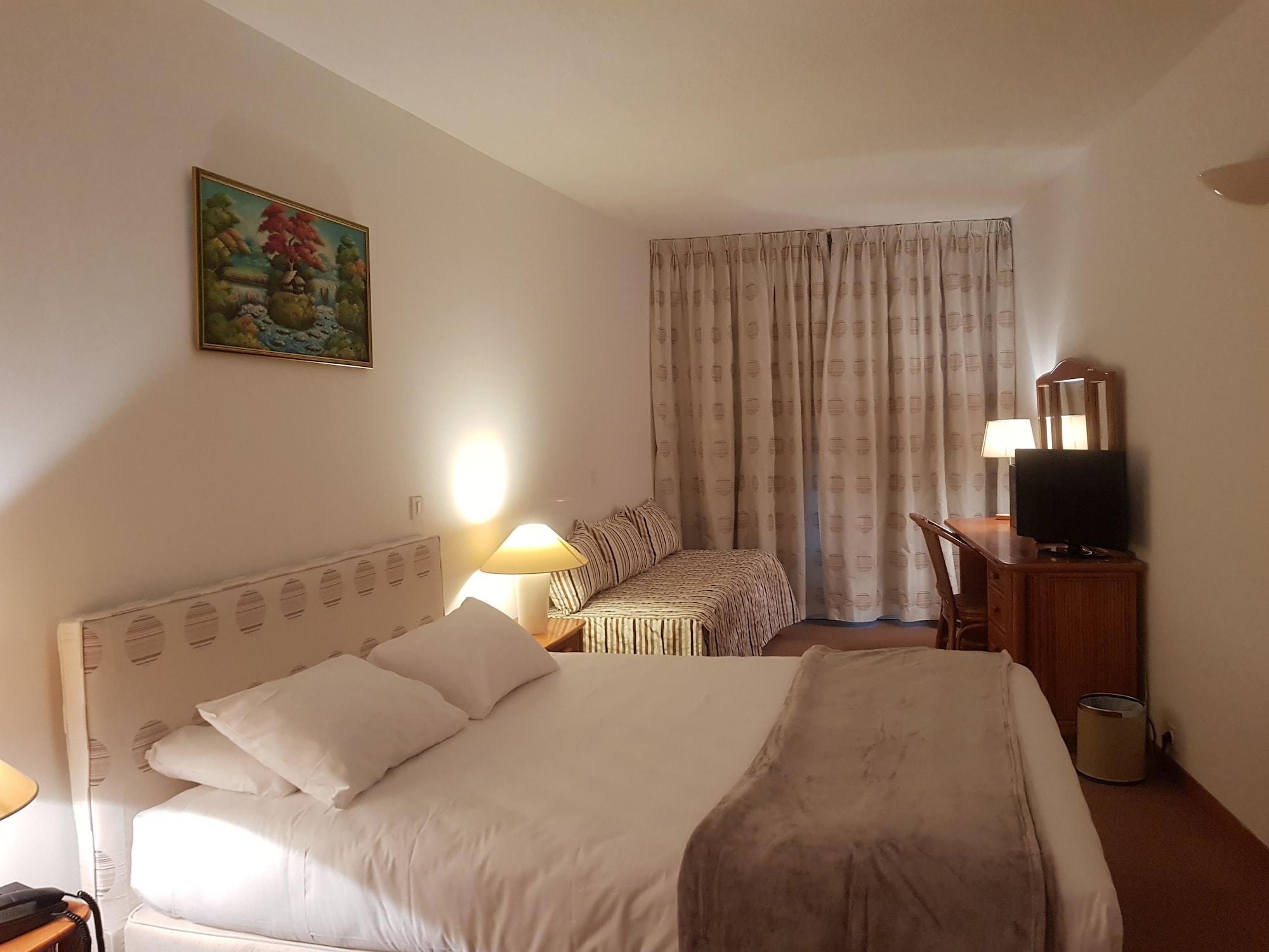 Hotel Le Tilbury Porto-Vecchio  Bagian luar foto