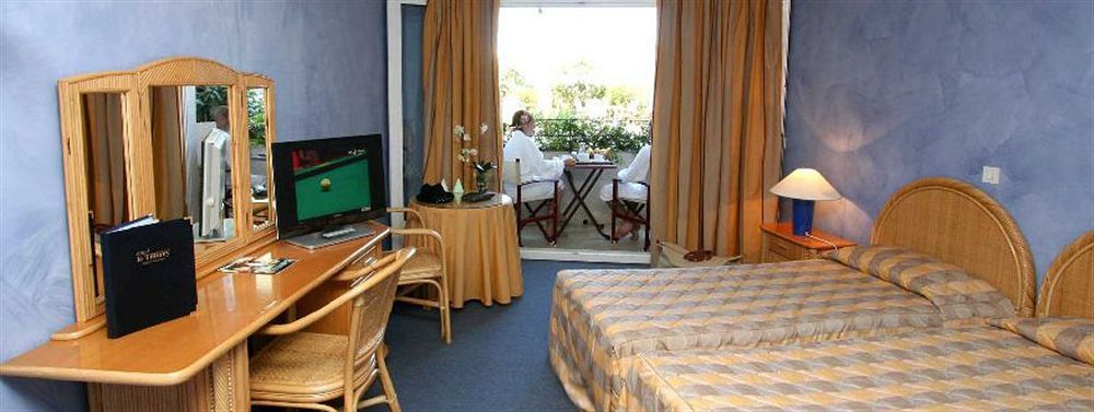 Hotel Le Tilbury Porto-Vecchio  Bagian luar foto