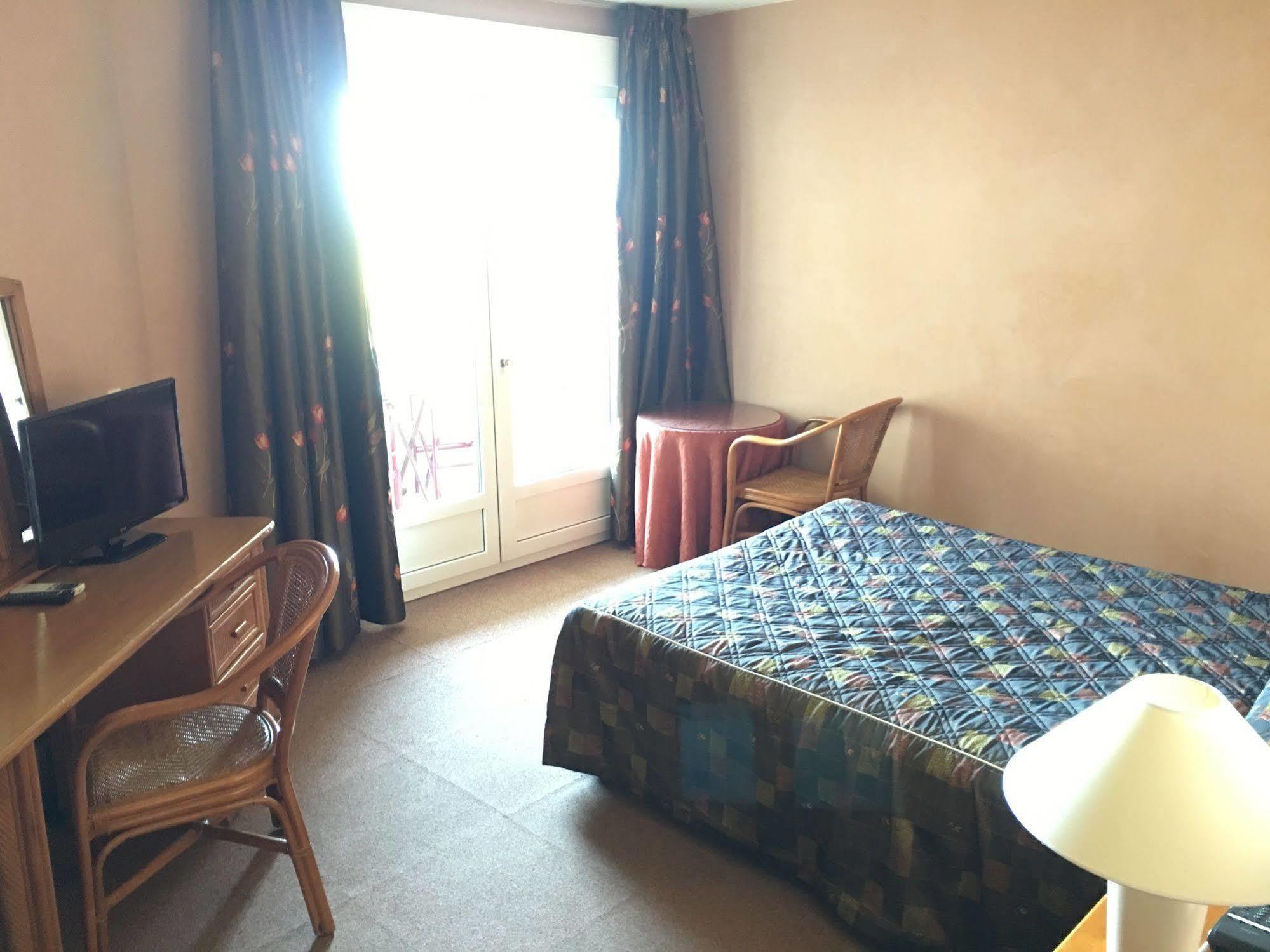 Hotel Le Tilbury Porto-Vecchio  Bagian luar foto